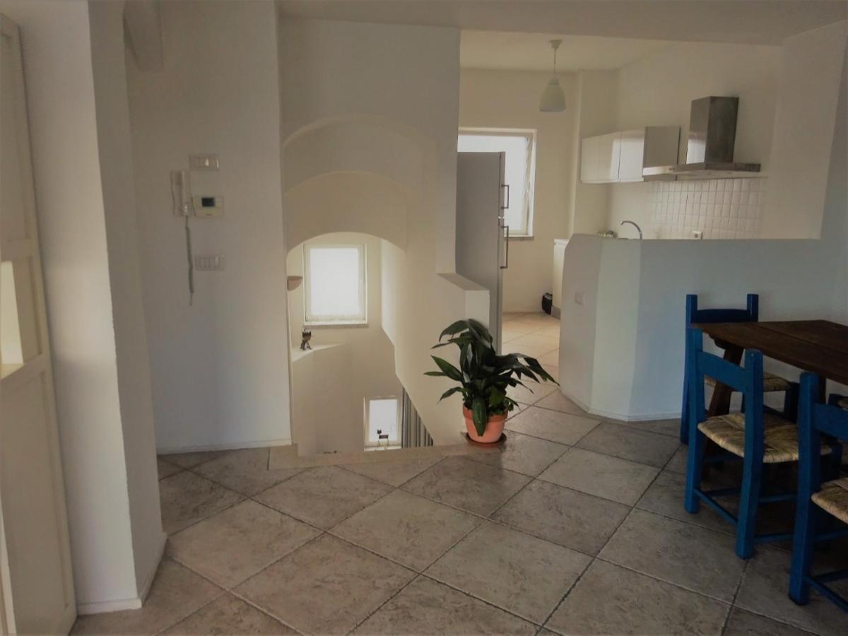White - San Pantaleo Exterior foto